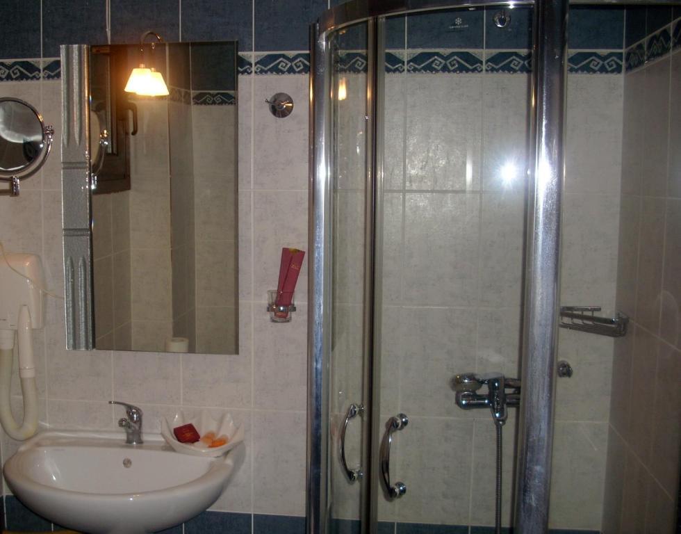Nostos Hotel Loutraki  Phòng bức ảnh